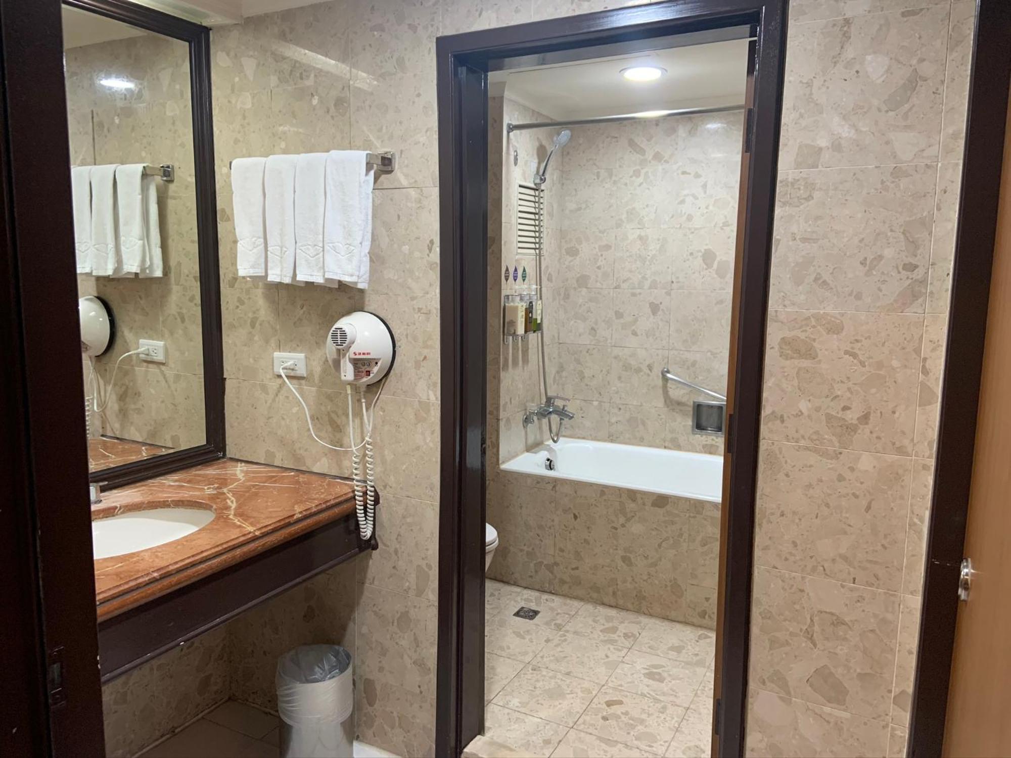 Ct Green Bay Hot-Spring Hotel Vạn Lý Ngoại thất bức ảnh